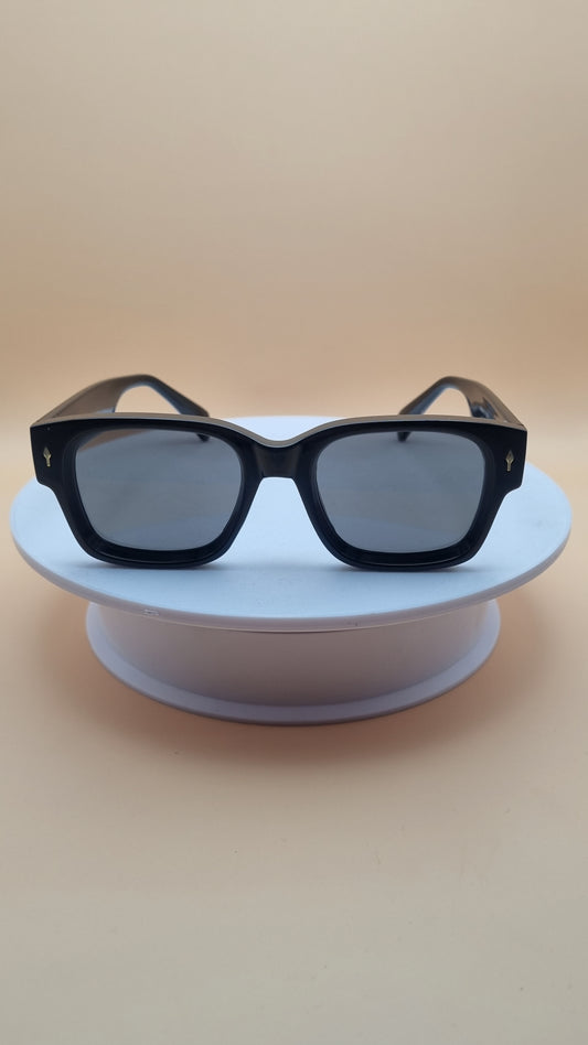 Dayz Off Translucent Black