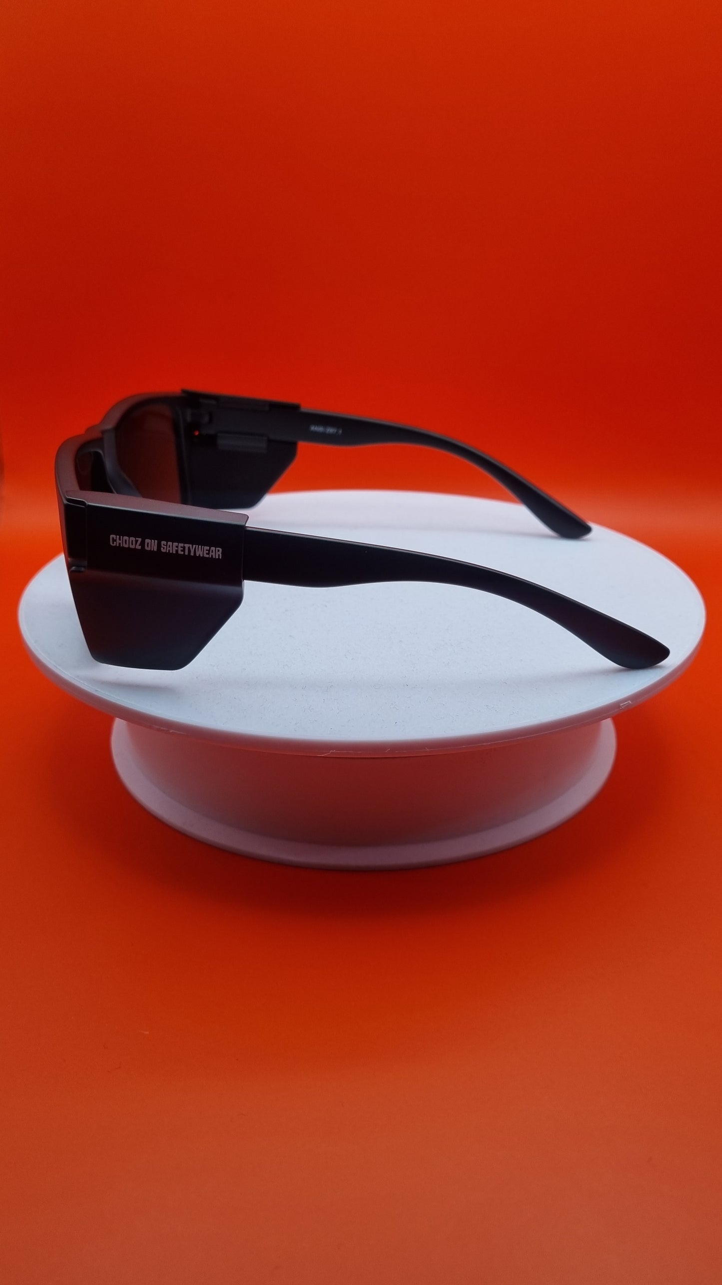 SAFETY GLASSES (BLACK POLARIZED)
