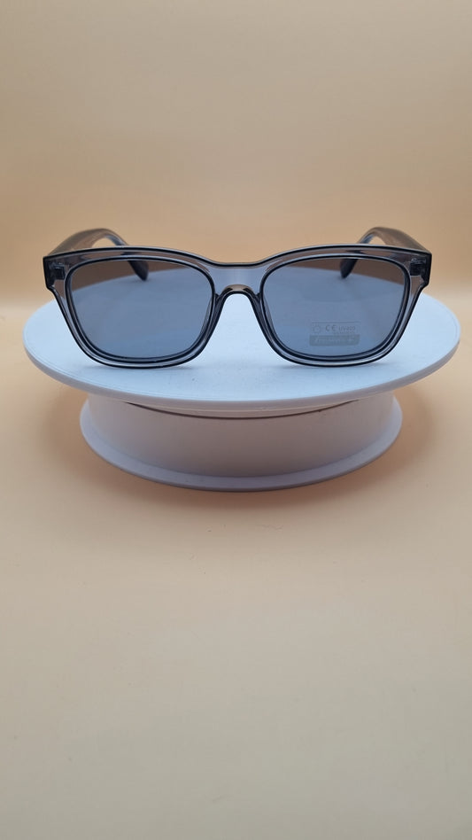 Peaks "translucent grey"