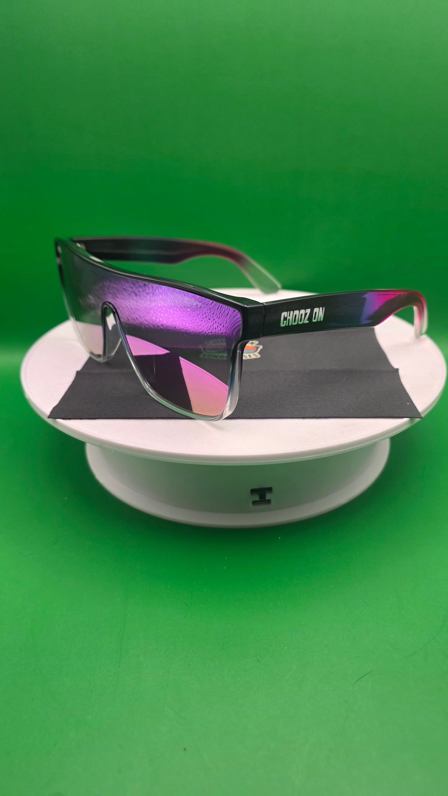 AERO "black cherry"