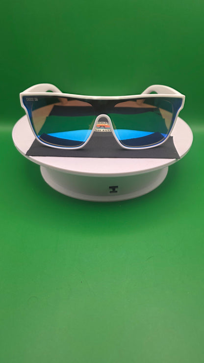 AERO "Arctic white"
